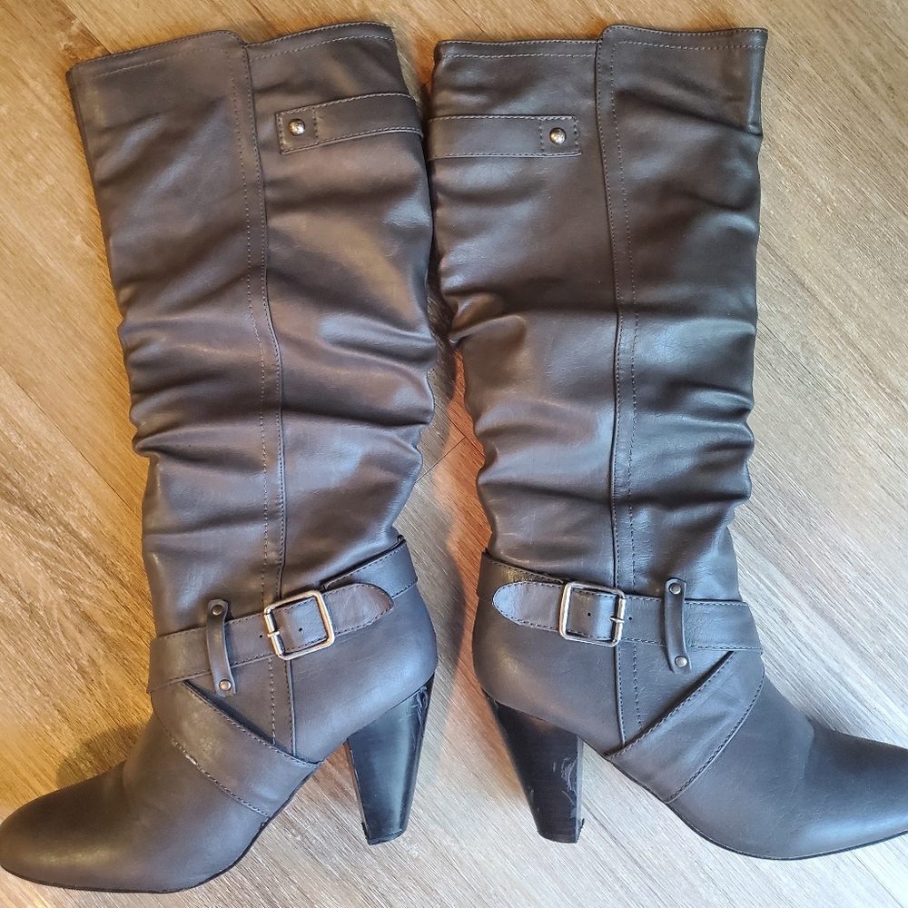 Rampage grey boots